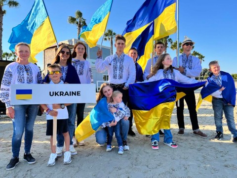 Українські юні вершники взяли участь у відкритті Чемпіонату Європи з конкуру 2022!